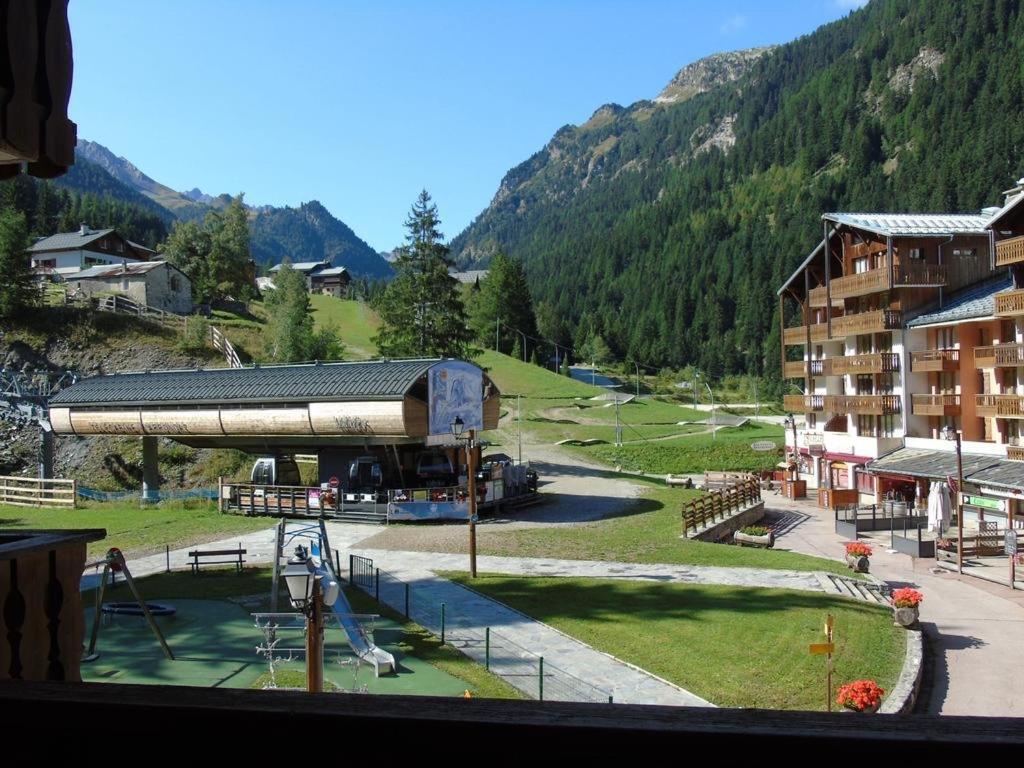 Appartement Valfréjus 5 personnes au pied des pistes Esterno foto